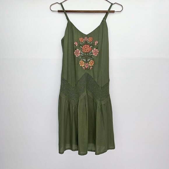 Wonderly Dresses & Skirts - Wonderly Summer Dress Size XS Dessert Dreamer Embroidered Green Adjustable Strap